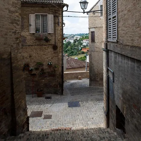 Fuer 7 Personen Ca 130 Qm In Monte San Pietrangeli, Adriakueste Italien Kueste Der Marken Monte San Pietrangeli